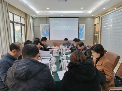 湖南省會議展覽業(yè)協(xié)會第四屆第八次常務(wù)副會長會議圓滿召開，共繪行業(yè)發(fā)展新藍(lán)圖